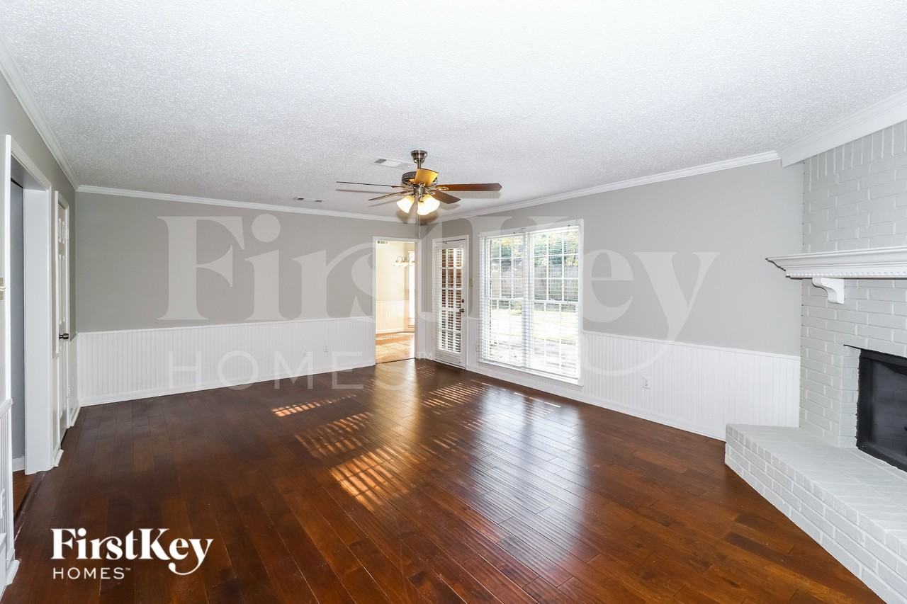 2175 Carrollwood Ln - Photo 4 of 16