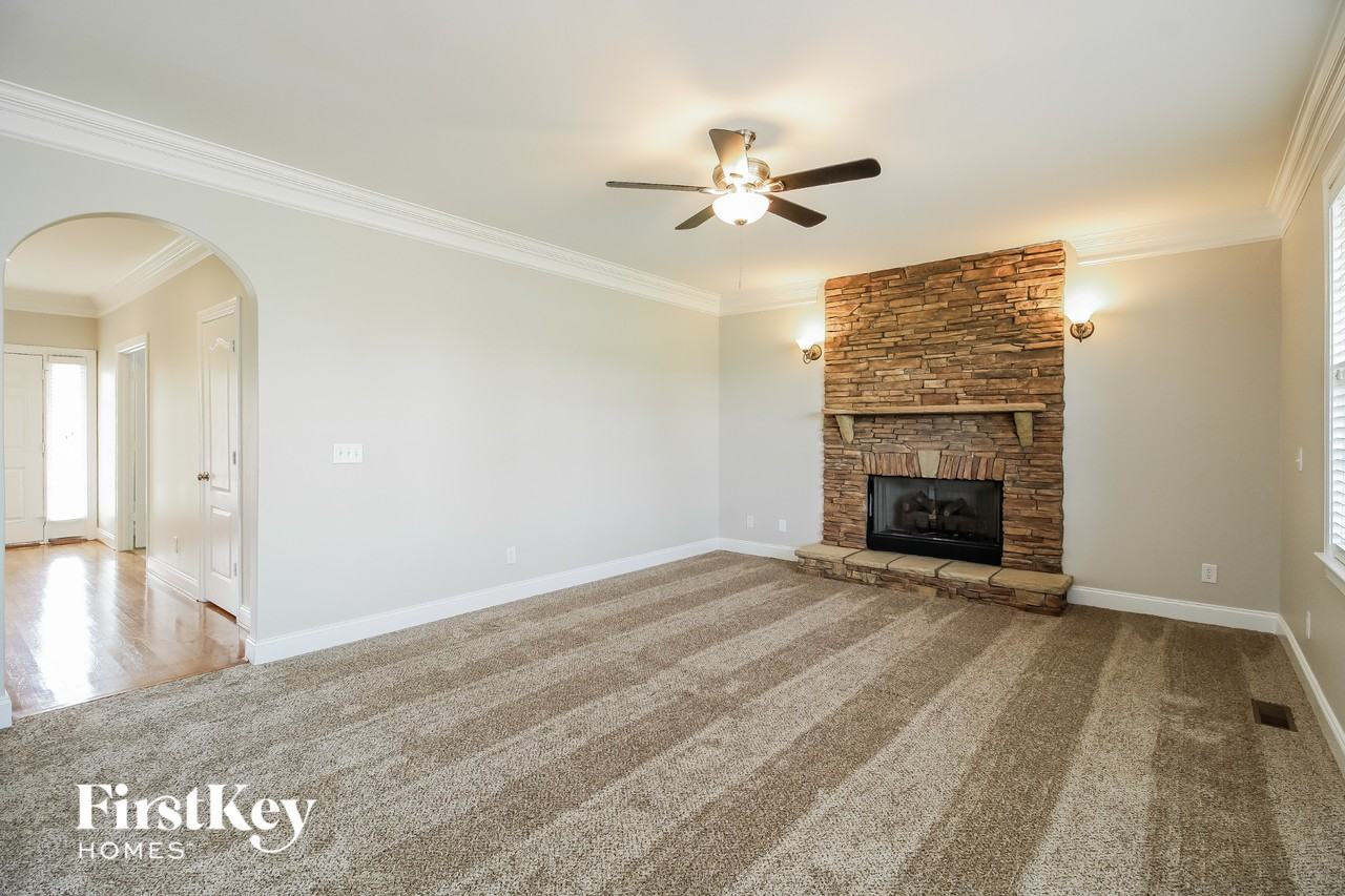8175 Mcclanahan Dr - Photo 2 of 14