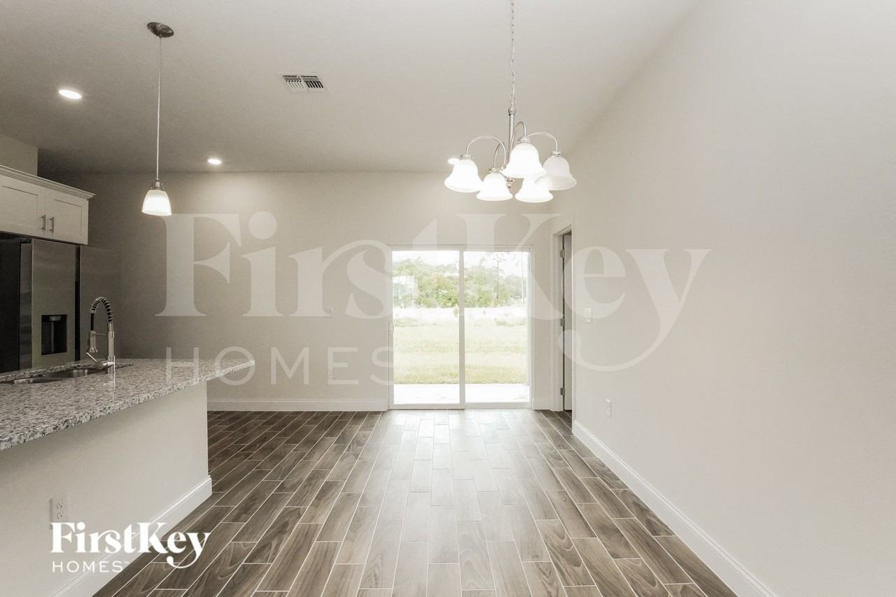 1204 Atlantic Ct - Photo 3 of 15