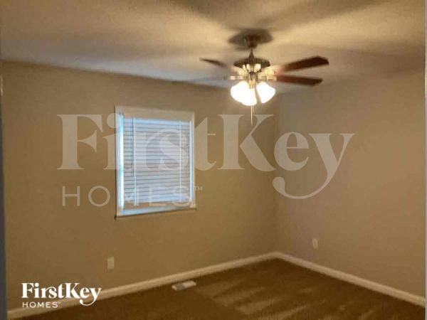 107 Brookleigh Ct - Photo 6 of 15