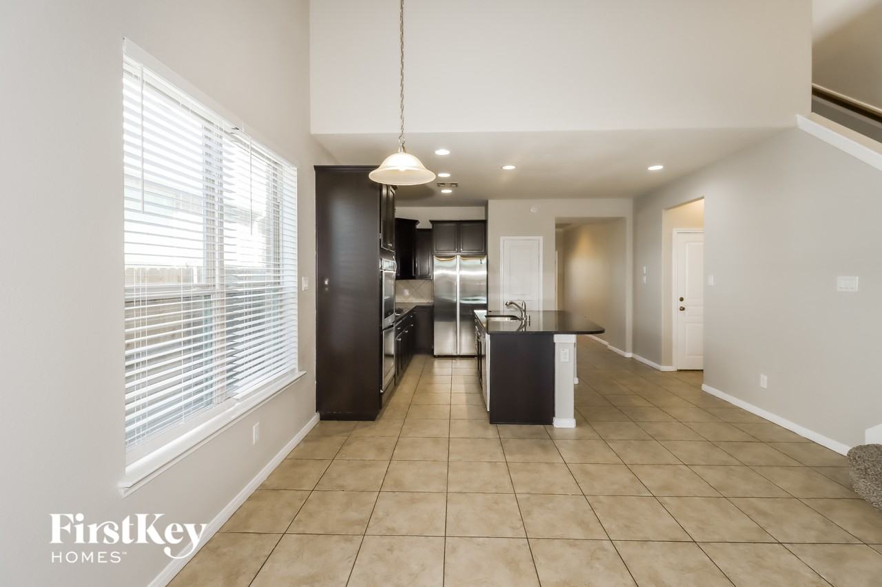 4914 Ginger Bluff Trl - Photo 7 of 15