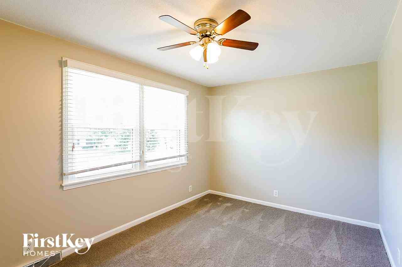 2270 Provo Dr - Photo 7 of 15