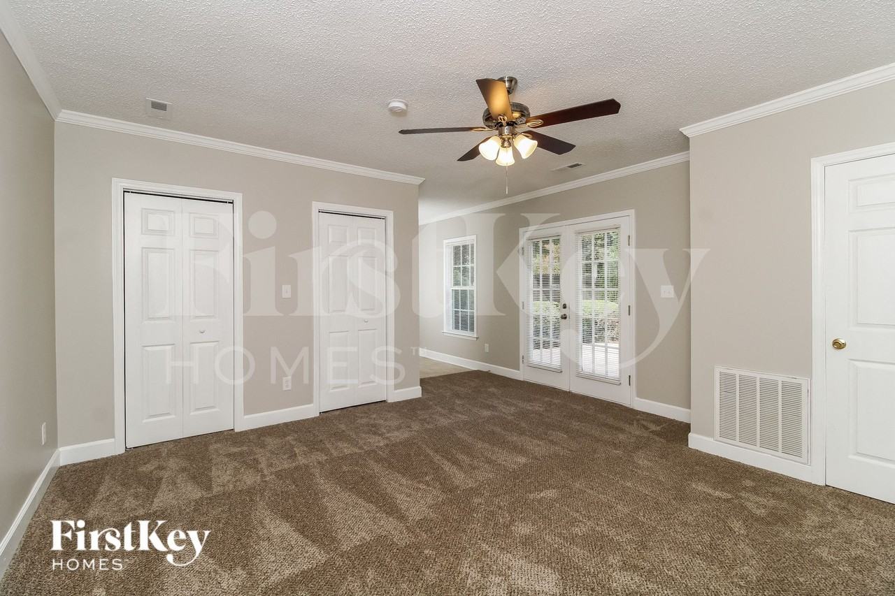 4305 Oak Glen Dr - Photo 6 of 15