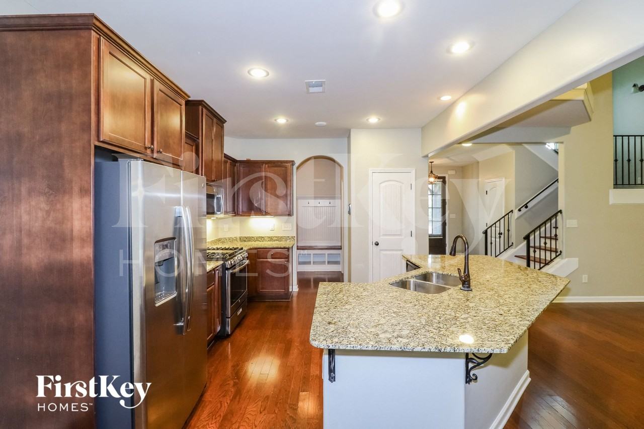 25 Garden Springs Dr - Photo 6 of 15