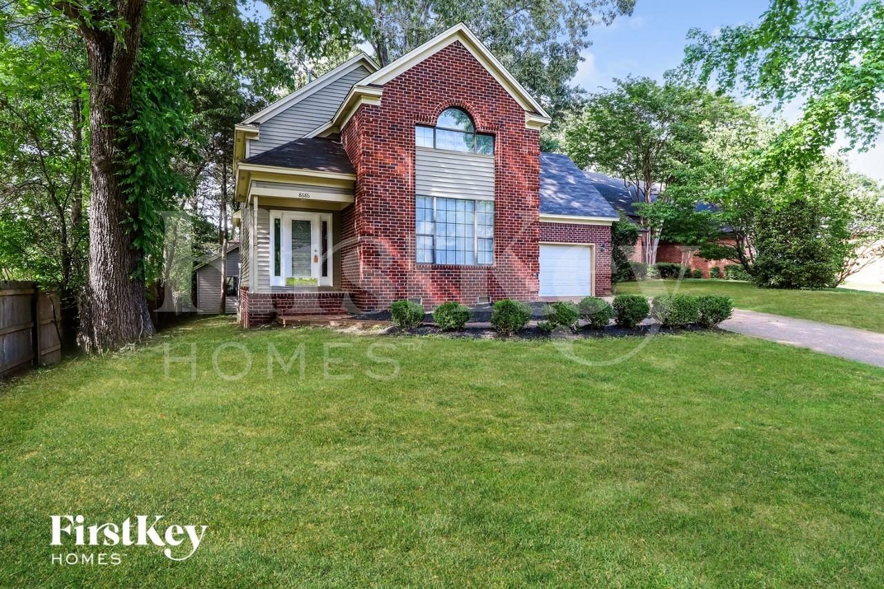 8686 Chris Suzanne Cir - Photo 2 of 15