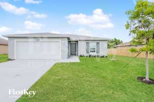643 Sw Sail Ter - Photo 1 of 1