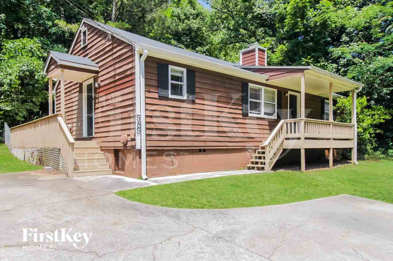 585 Kurtz Rd - Photo 2 of 16