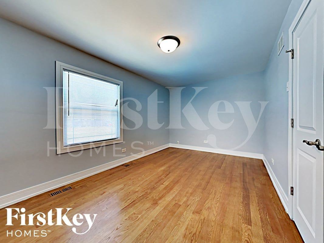5434 Georgetown Dr - Photo 7 of 18