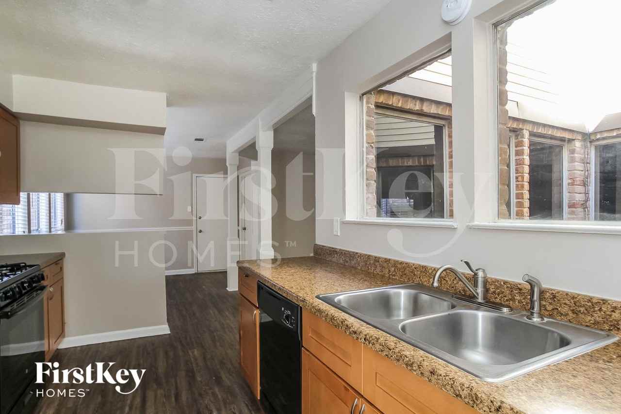 5330 Quail Tree Ln - Photo 7 of 15
