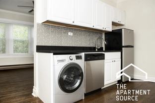 W Roscoe St #2N - Photo 1 of 1