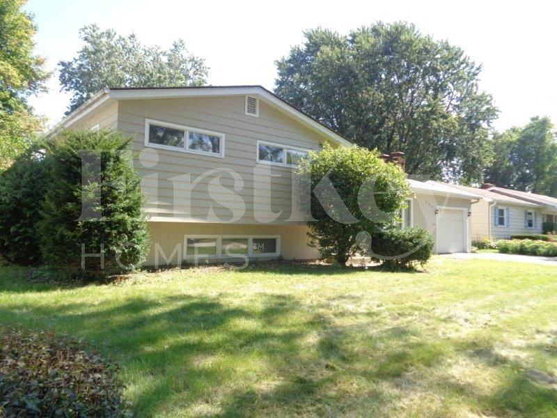 501 Harmony Dr - Photo 4 of 29