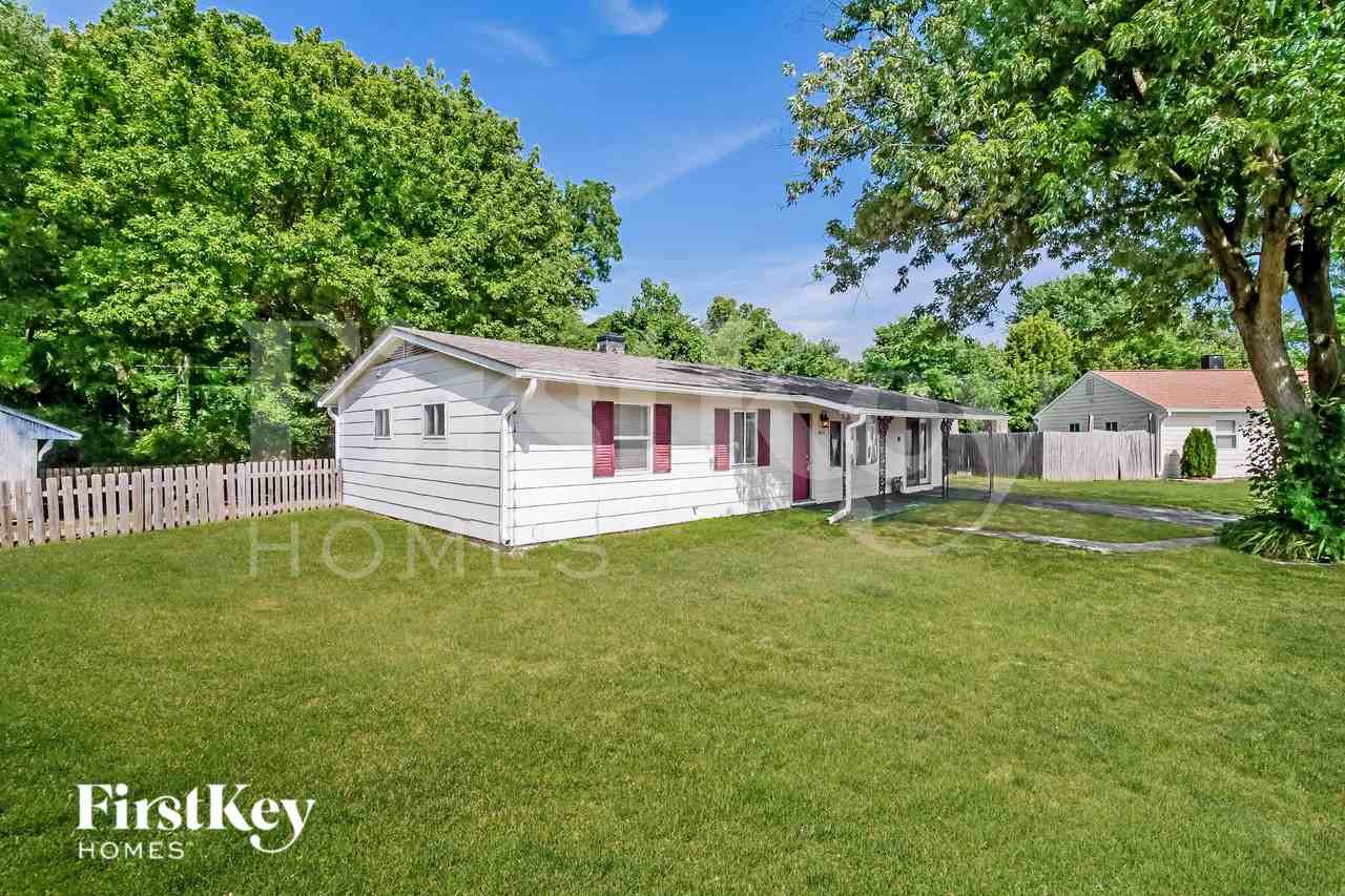 4315 Standish Dr - Photo 2 of 16