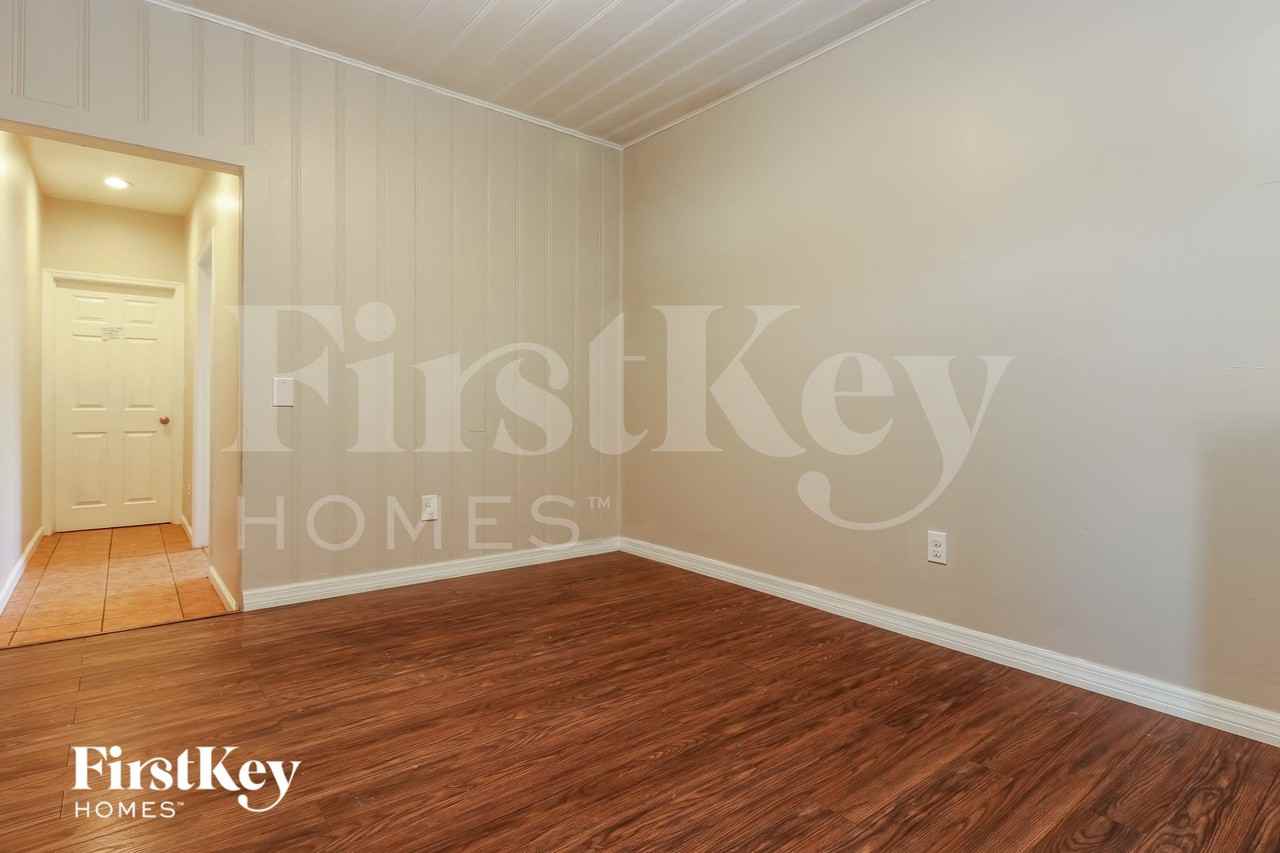 4134 3rd Ave S - Photo 5 of 15