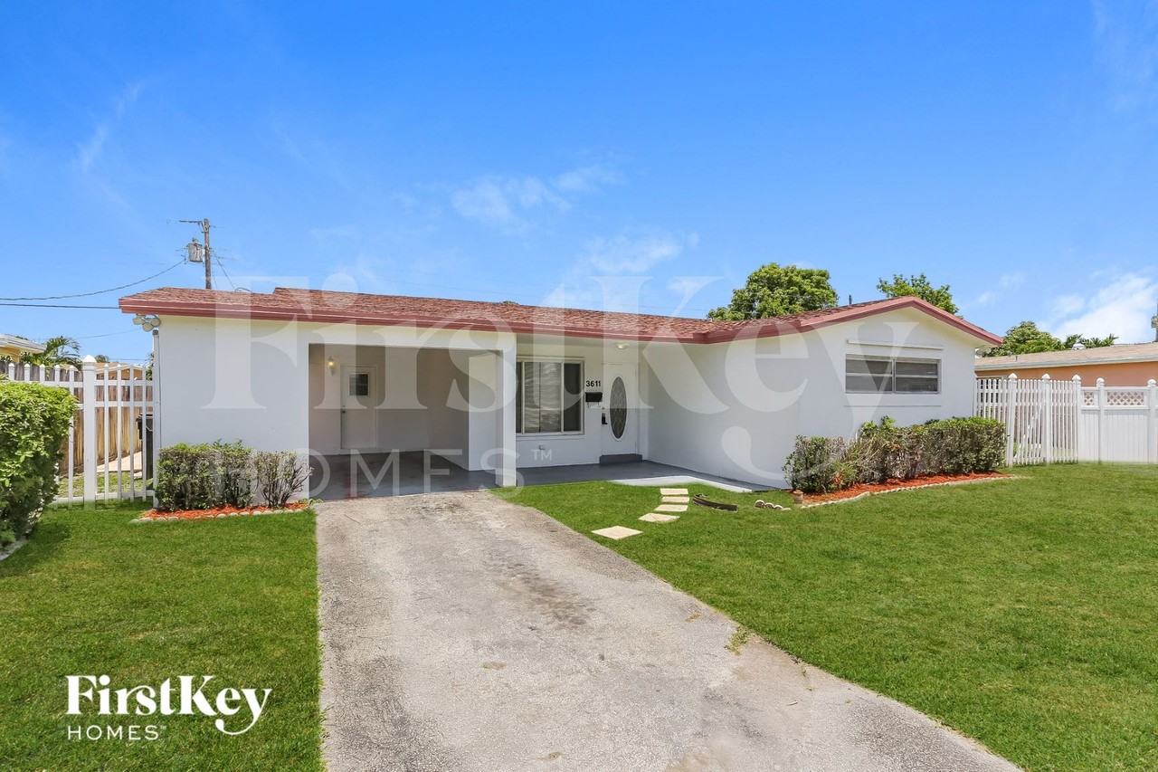 3611 Nwst - Photo 2 of 16