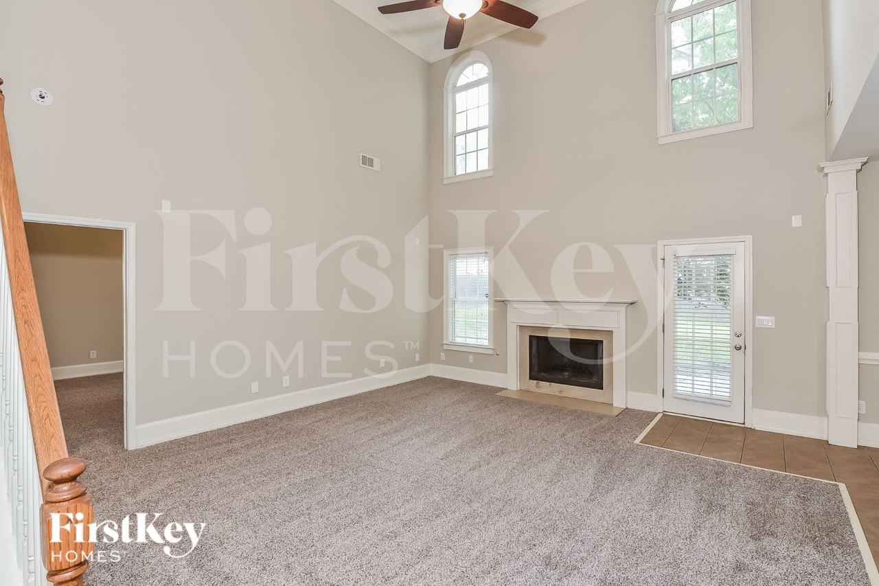 164 Grandiflora Dr - Photo 2 of 15
