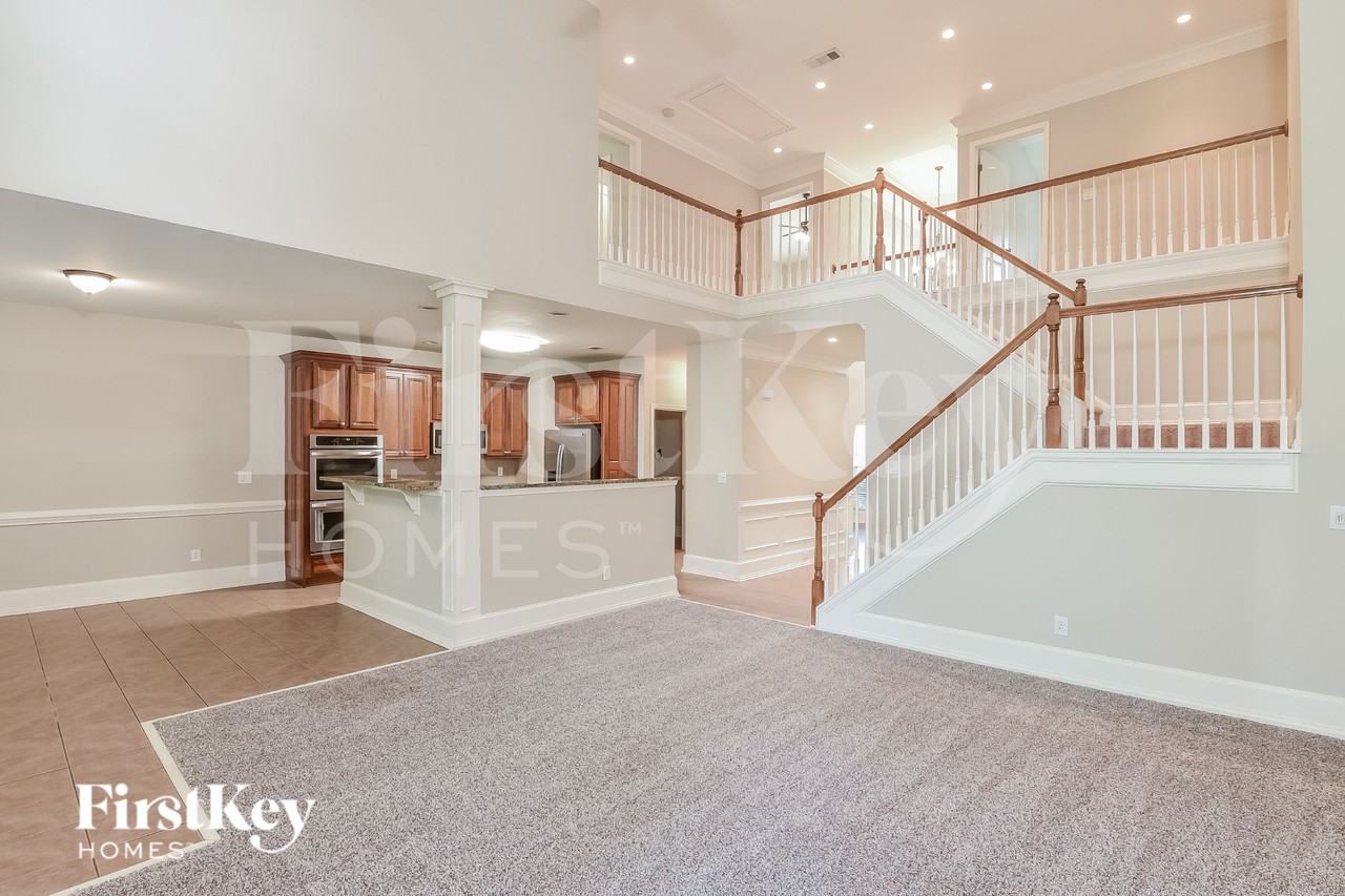 164 Grandiflora Dr - Photo 3 of 15