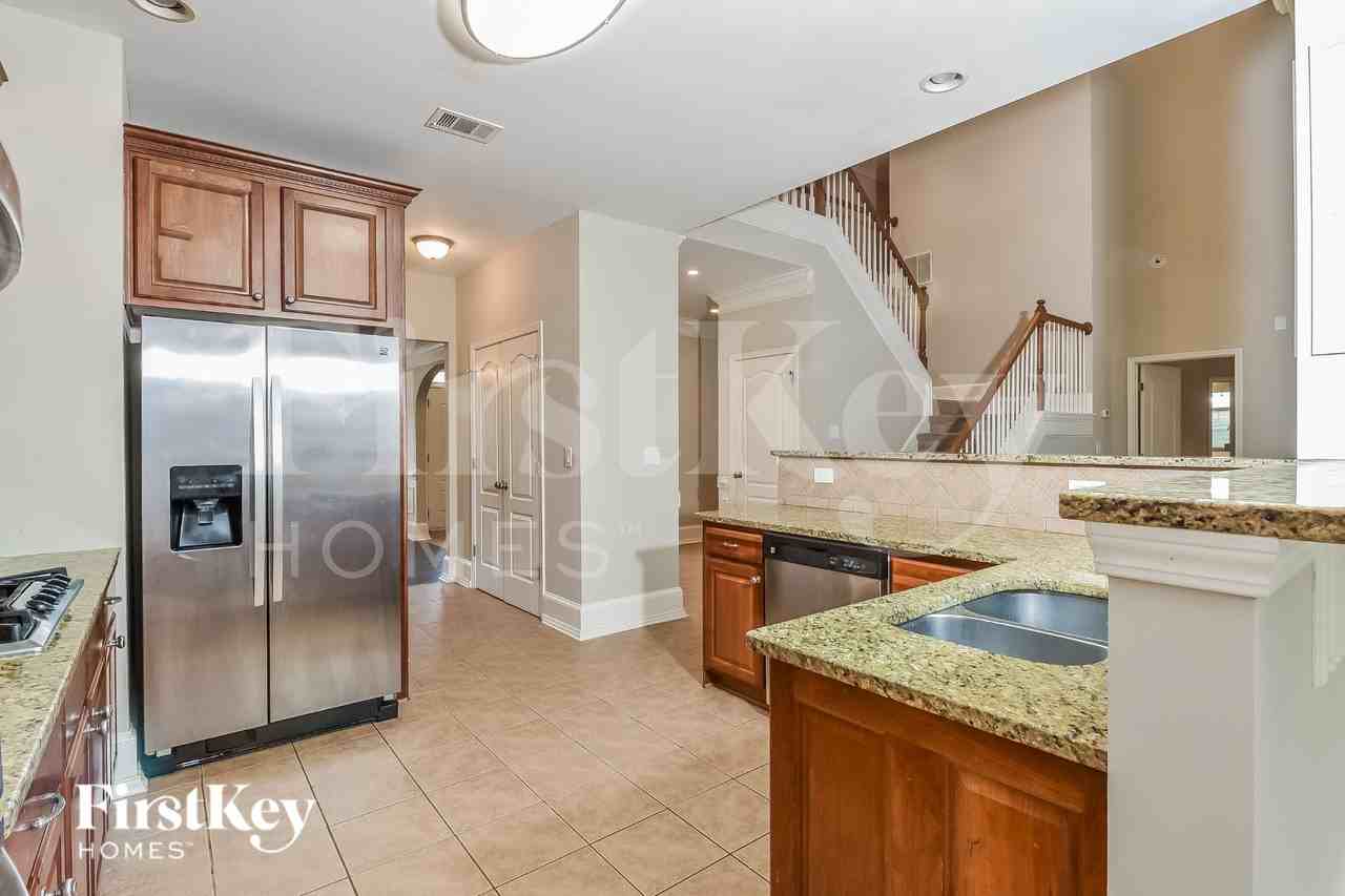 164 Grandiflora Dr - Photo 5 of 15