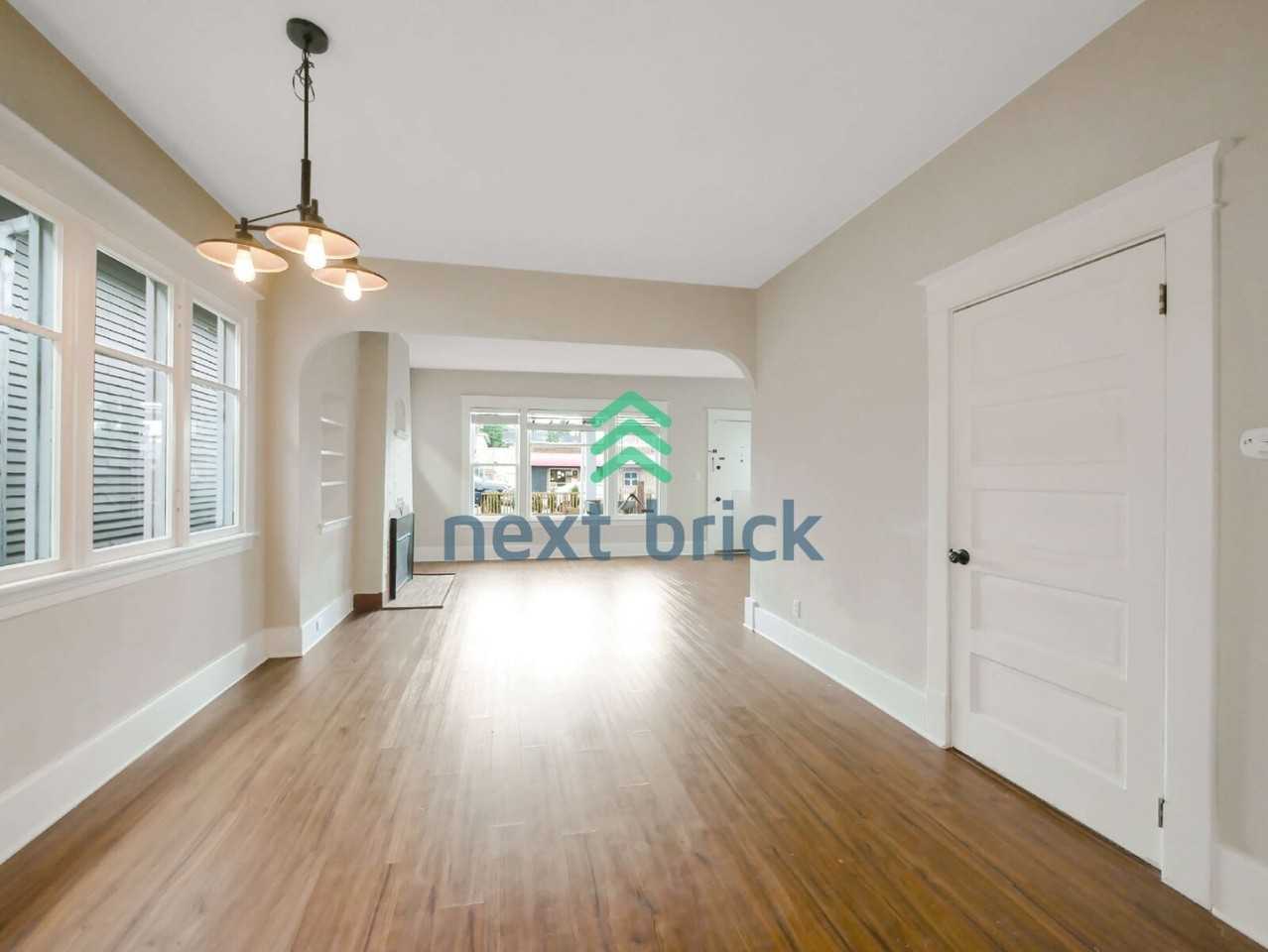 3615 Colby Ave - Photo 5 of 17
