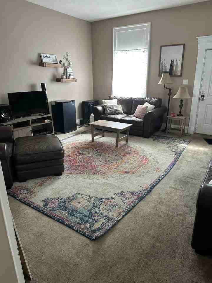 2557 W Mcmicken Ave - Photo 4 of 11