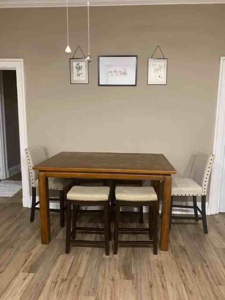 2557 W Mcmicken Ave - Photo 5 of 11