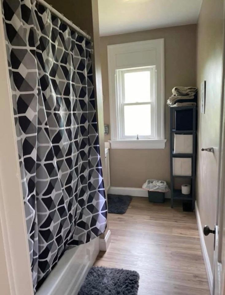 2557 W Mcmicken Ave - Photo 7 of 11