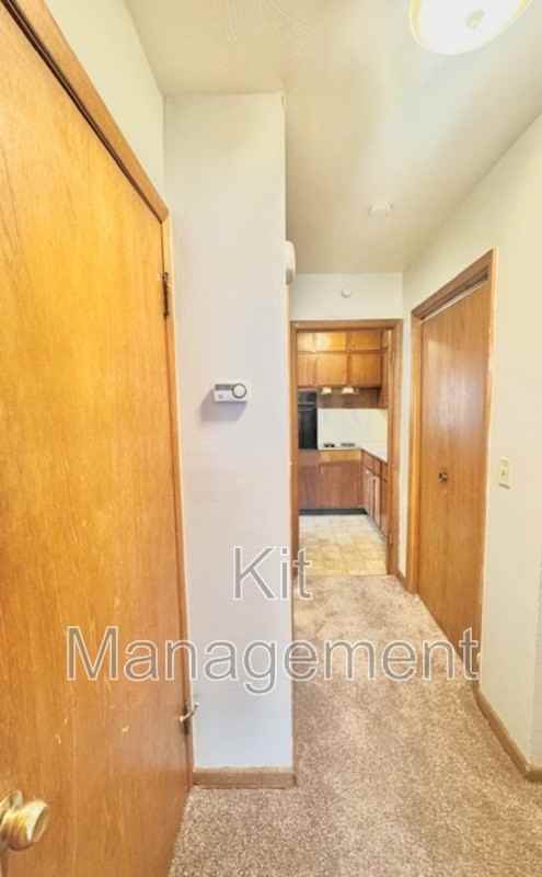 3320 Douglas Rd - Photo 5 of 9