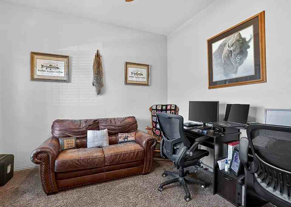 1606 San Francisco Ave - Photo 7 of 44