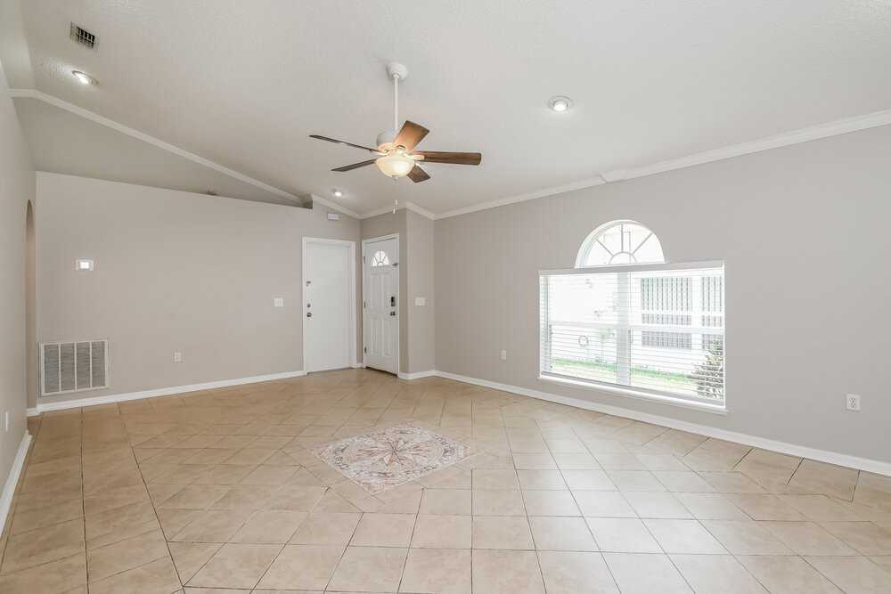 115 Placid Woods Ct - Photo 5 of 16