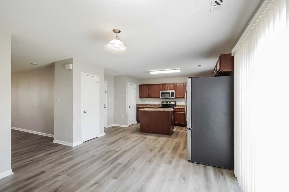706 Waterlemon Way - Photo 7 of 17