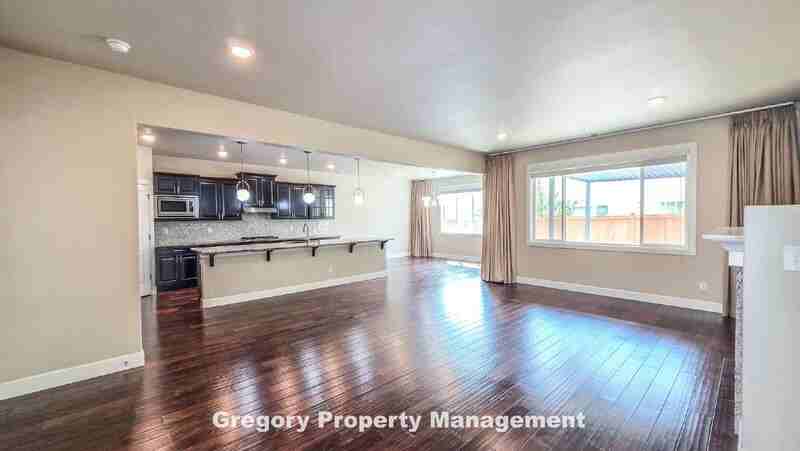 17320 40th Ave Se - Photo 3 of 37
