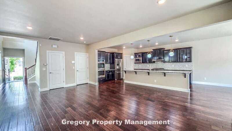 17320 40th Ave Se - Photo 7 of 37