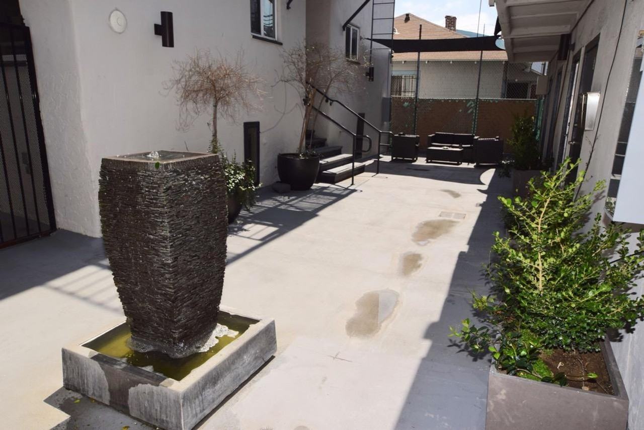 Alex Court Apartments - Photo 7 of 38
