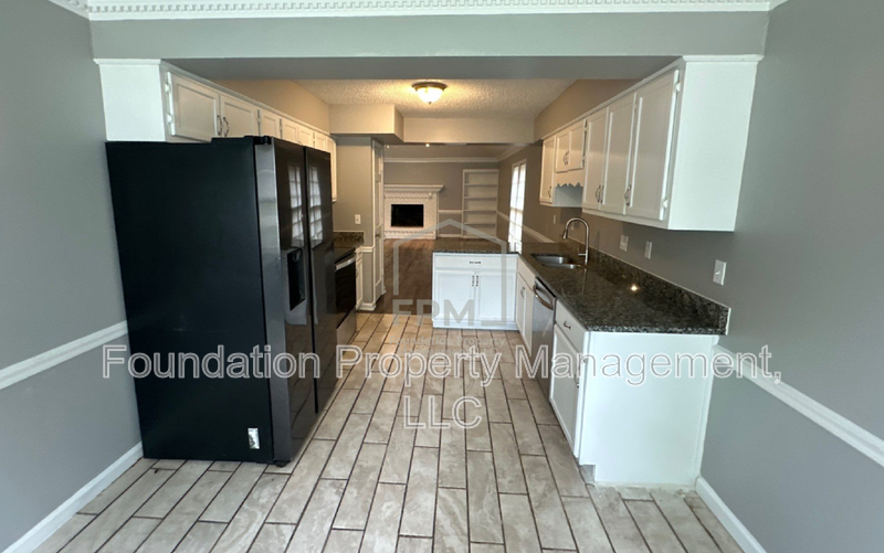 7089 Cobblestone Dr - Photo 3 of 28