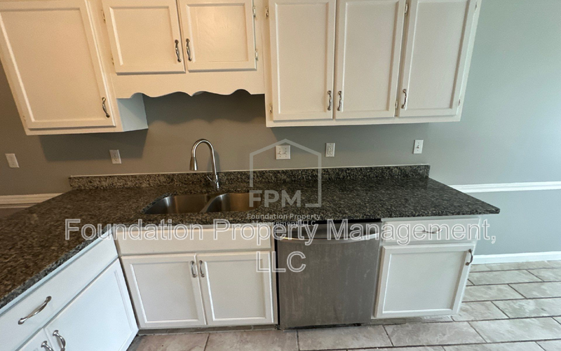 7089 Cobblestone Dr - Photo 4 of 28
