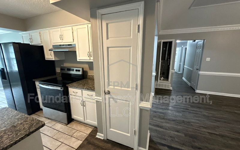 7089 Cobblestone Dr - Photo 6 of 28
