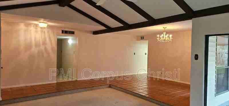 5030 Merganser Dr - Photo 7 of 34