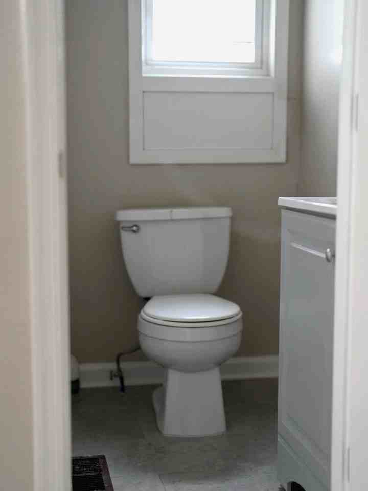 1827 W Huntingdon St #4 - Photo 3 of 13