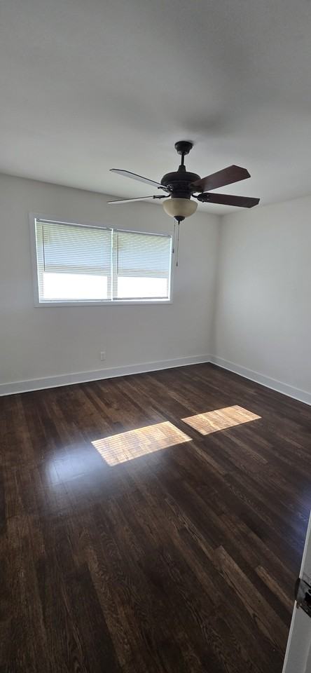 1437 Vesta Ave #2 - Photo 4 of 19