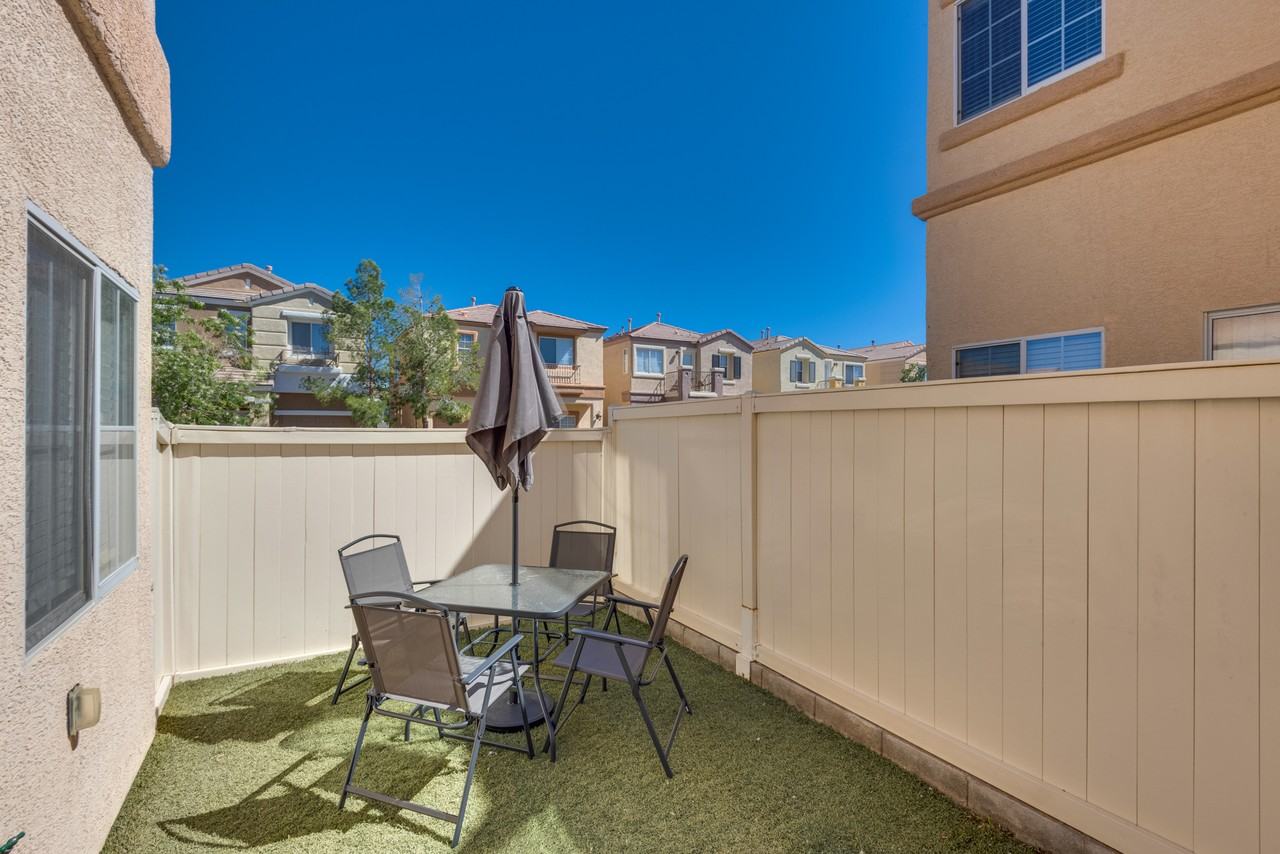 11123 Abbeyfield Rose Dr - Photo 3 of 36