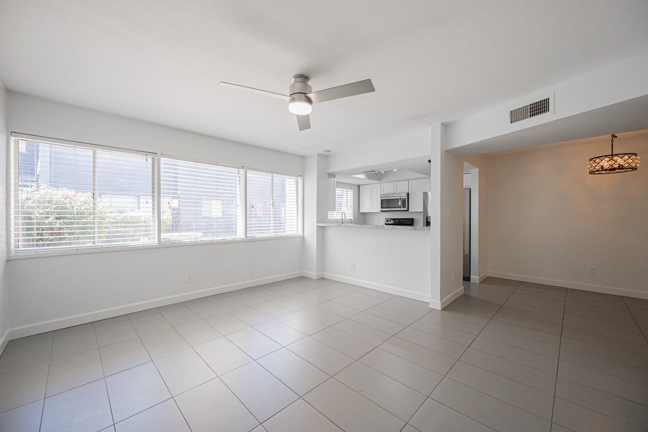 1808 N 32nd St #104 - Photo 4 of 23
