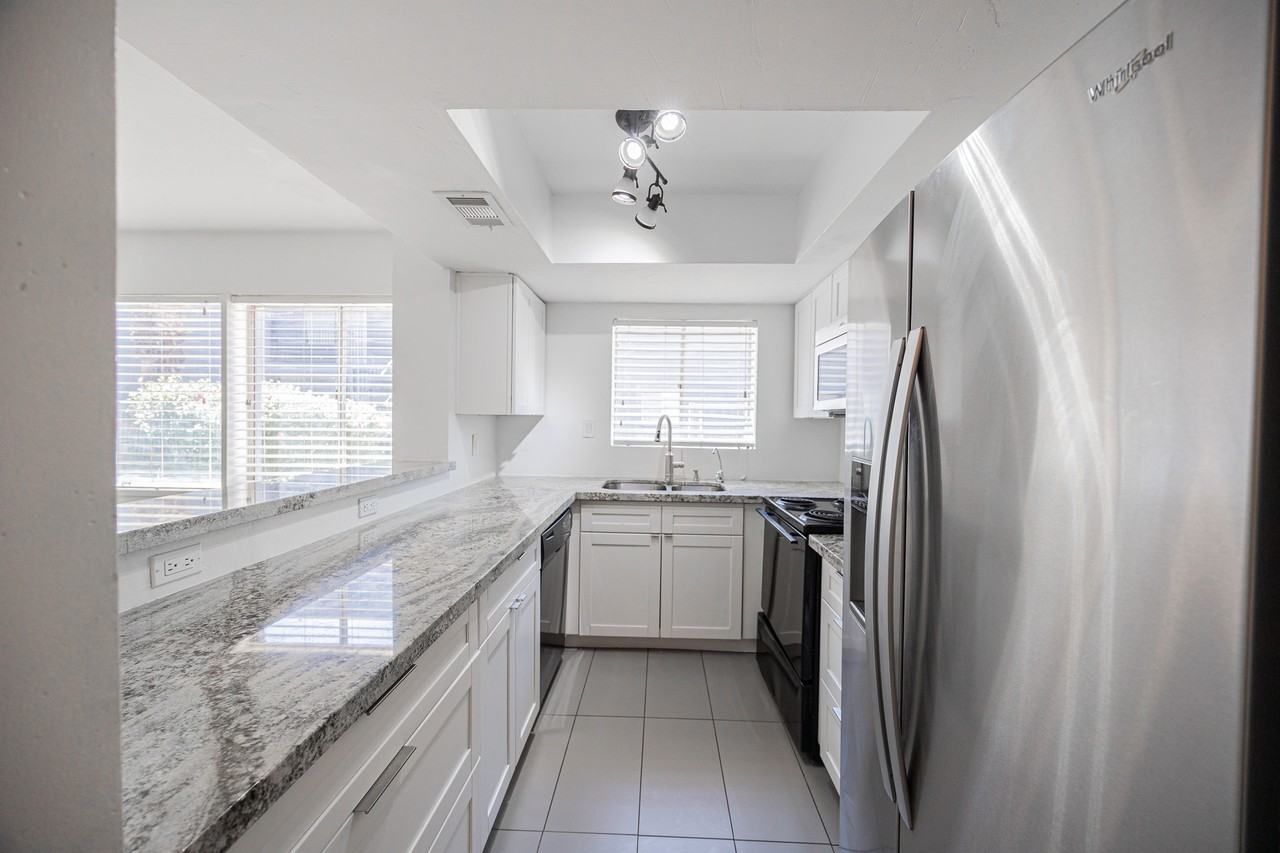 1808 N 32nd St #104 - Photo 7 of 23