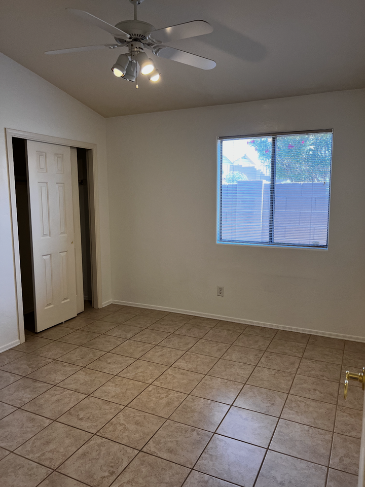 5598 W Crimson Bluff Dr - Photo 7 of 29