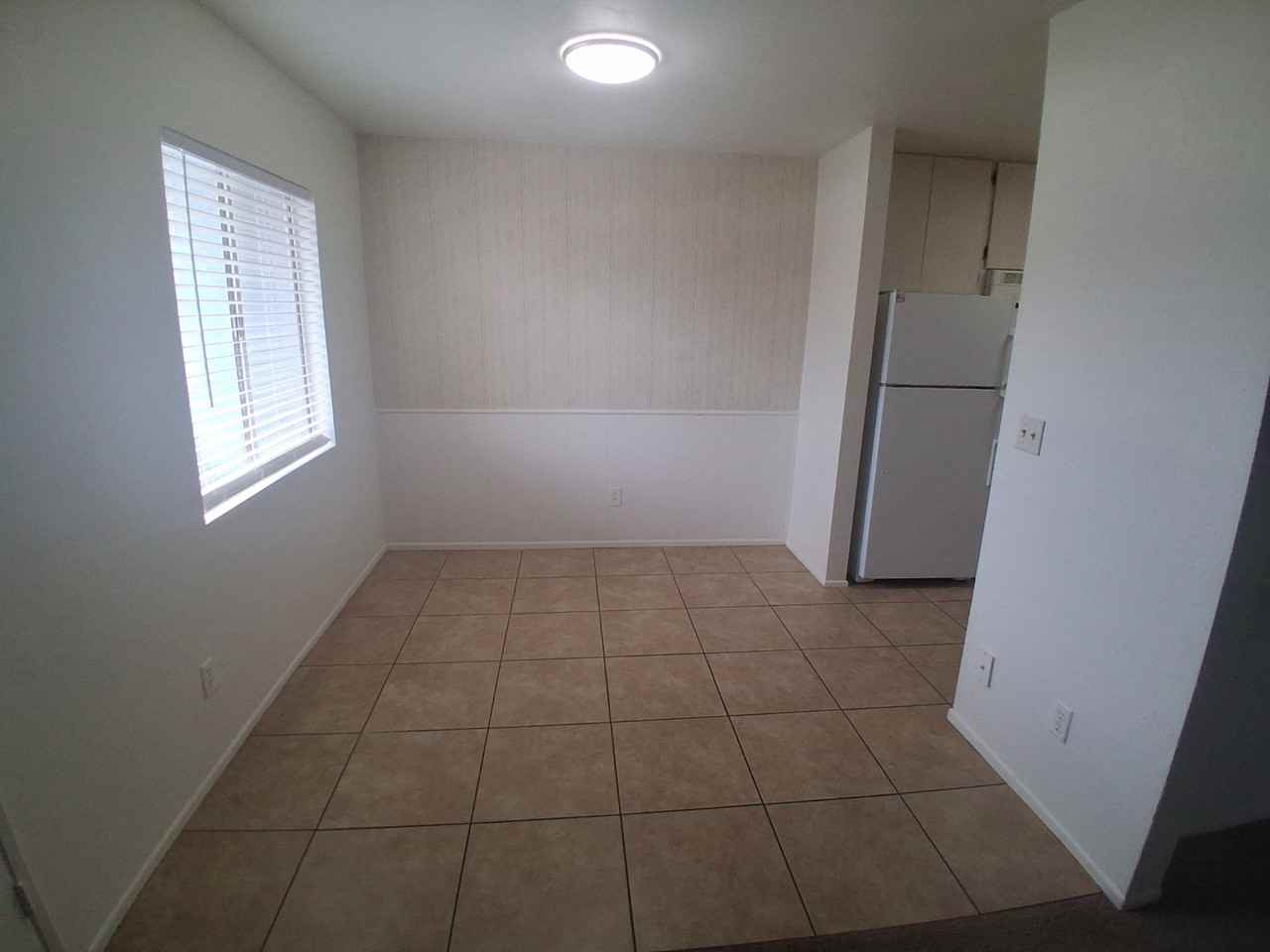 836 S Langley Ave #102 - Photo 5 of 15