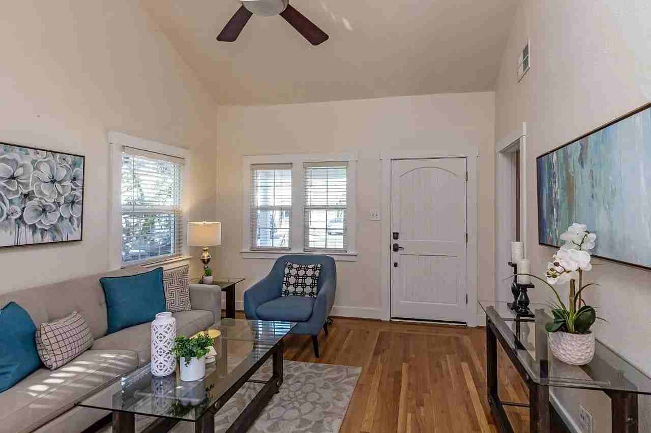 1385 Milton Way - Photo 3 of 8