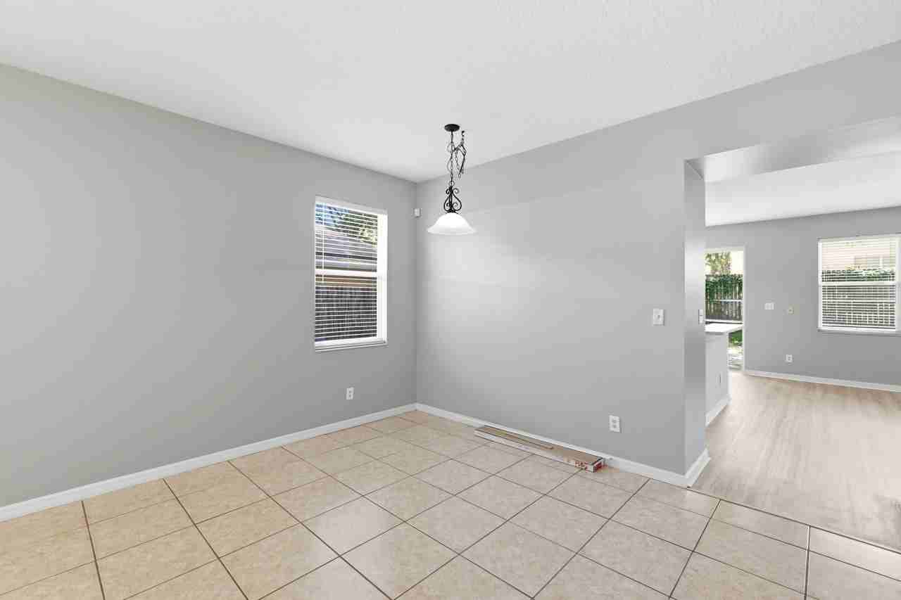 737 Maya Susan Loop - Photo 6 of 27