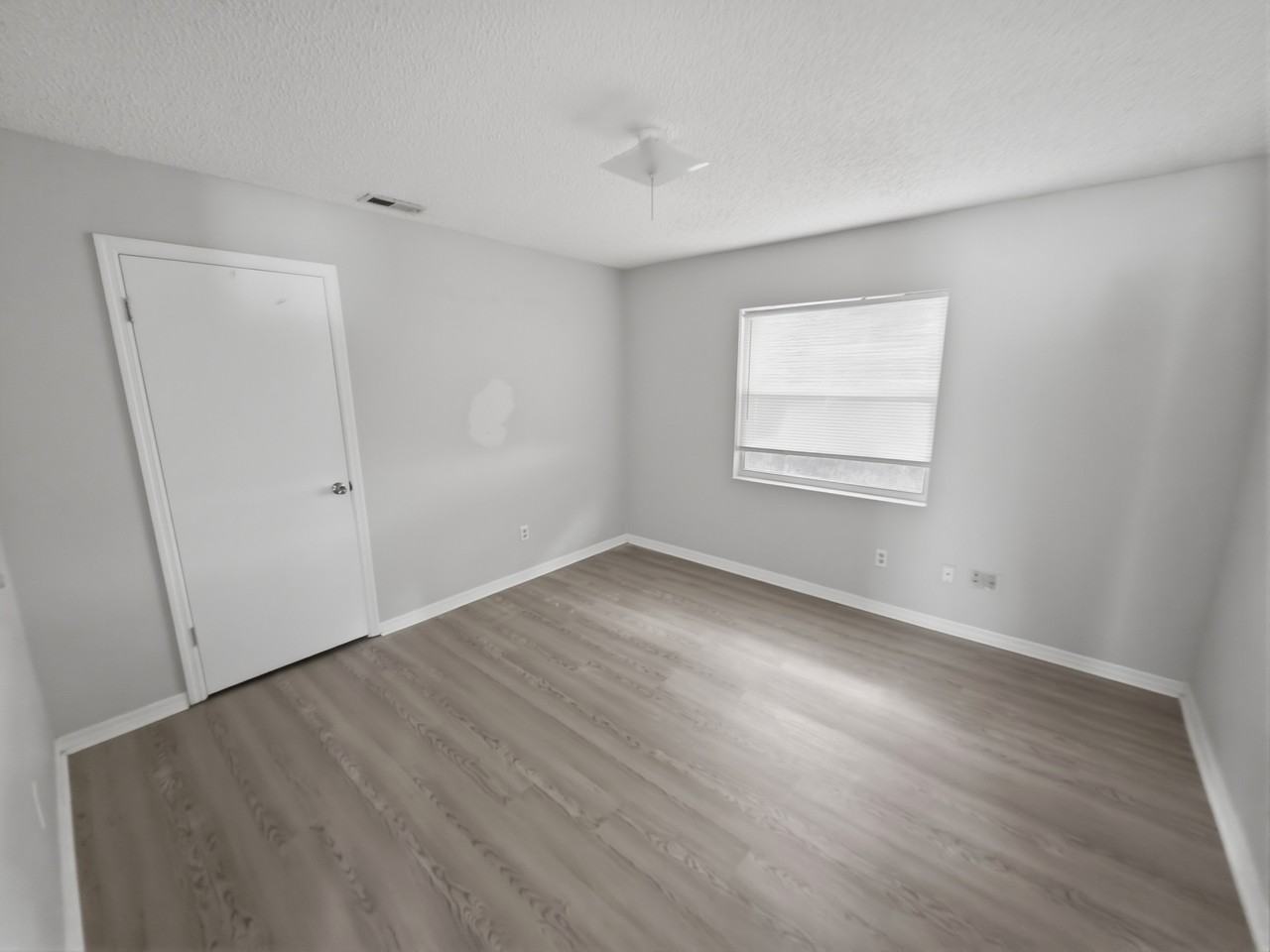 386 Lime St #A - Photo 6 of 10