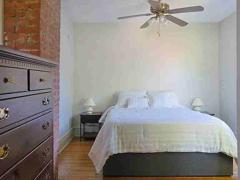 712 Meigs St - Photo 6 of 7