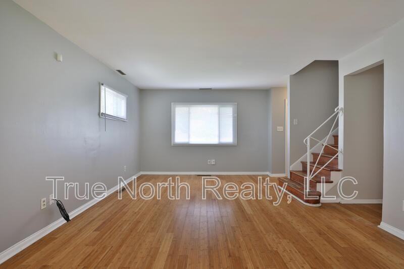 2353 Hanna Dr - Photo 3 of 32