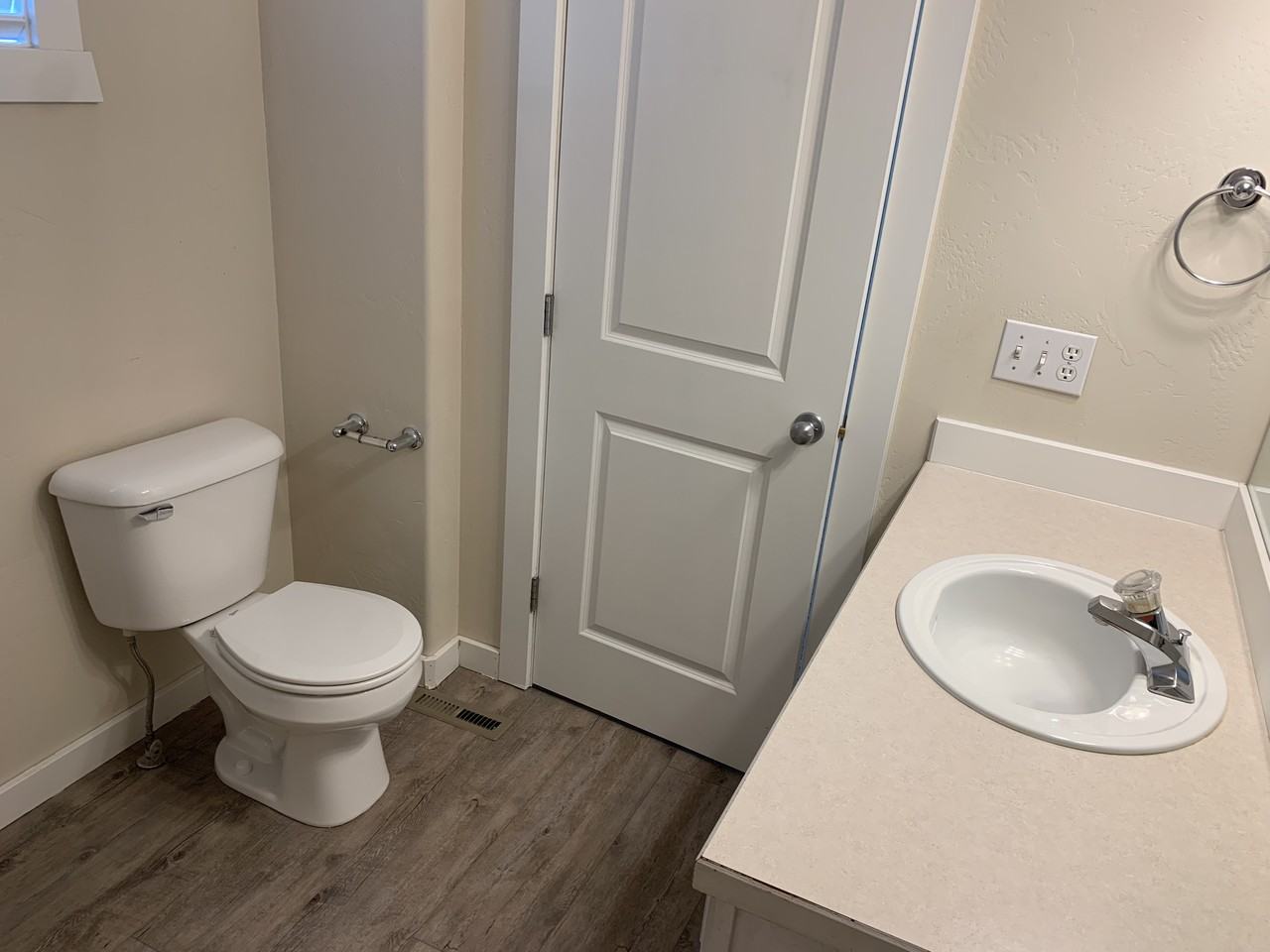 1826 Bluestone Dr - Photo 5 of 25