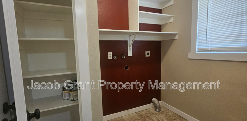 510 Bob O Link Dr - Photo 6 of 13